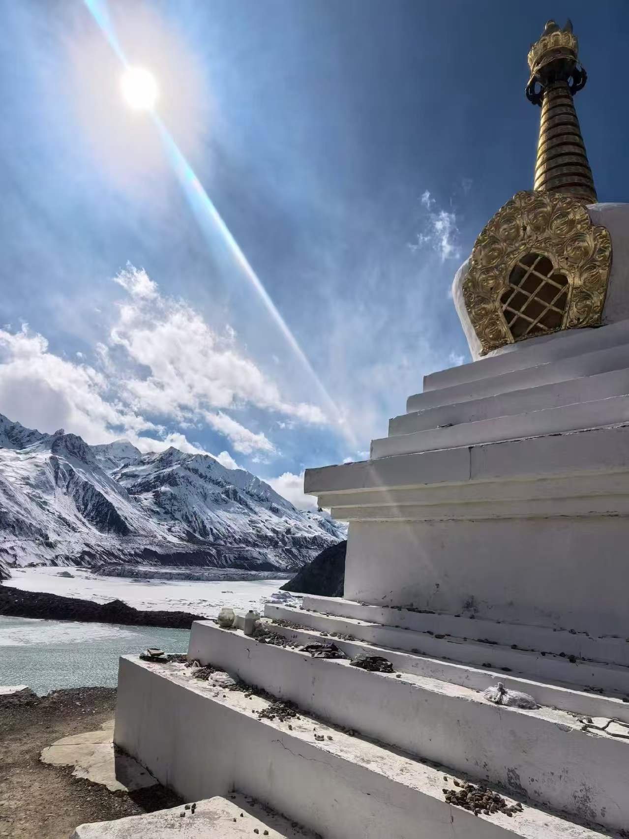 9-Day Tibet Quest: Lhasa to Alpine Glaciers
