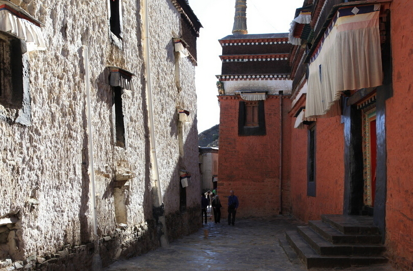 Day 13: Shigatse - Tashilhunpo Monastery photo